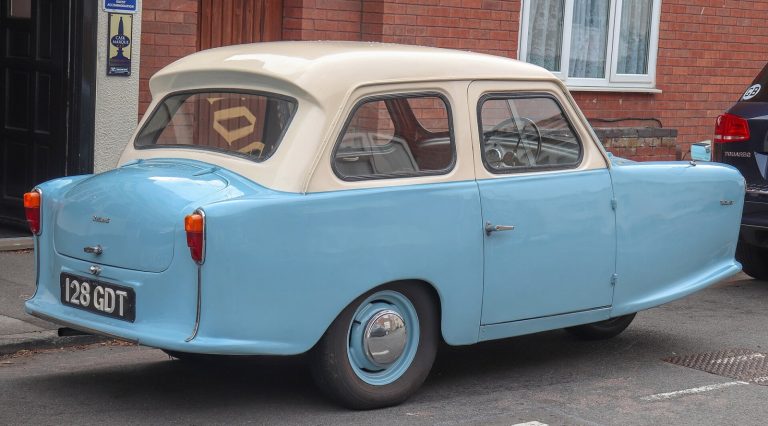 1962 Reliant Regal Mk VI 750cc Rear Taken in Warwick